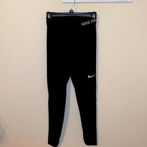 Nike Pro Women’s Leggings